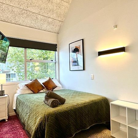 Tmacs Auckland Hostel Bagian luar foto