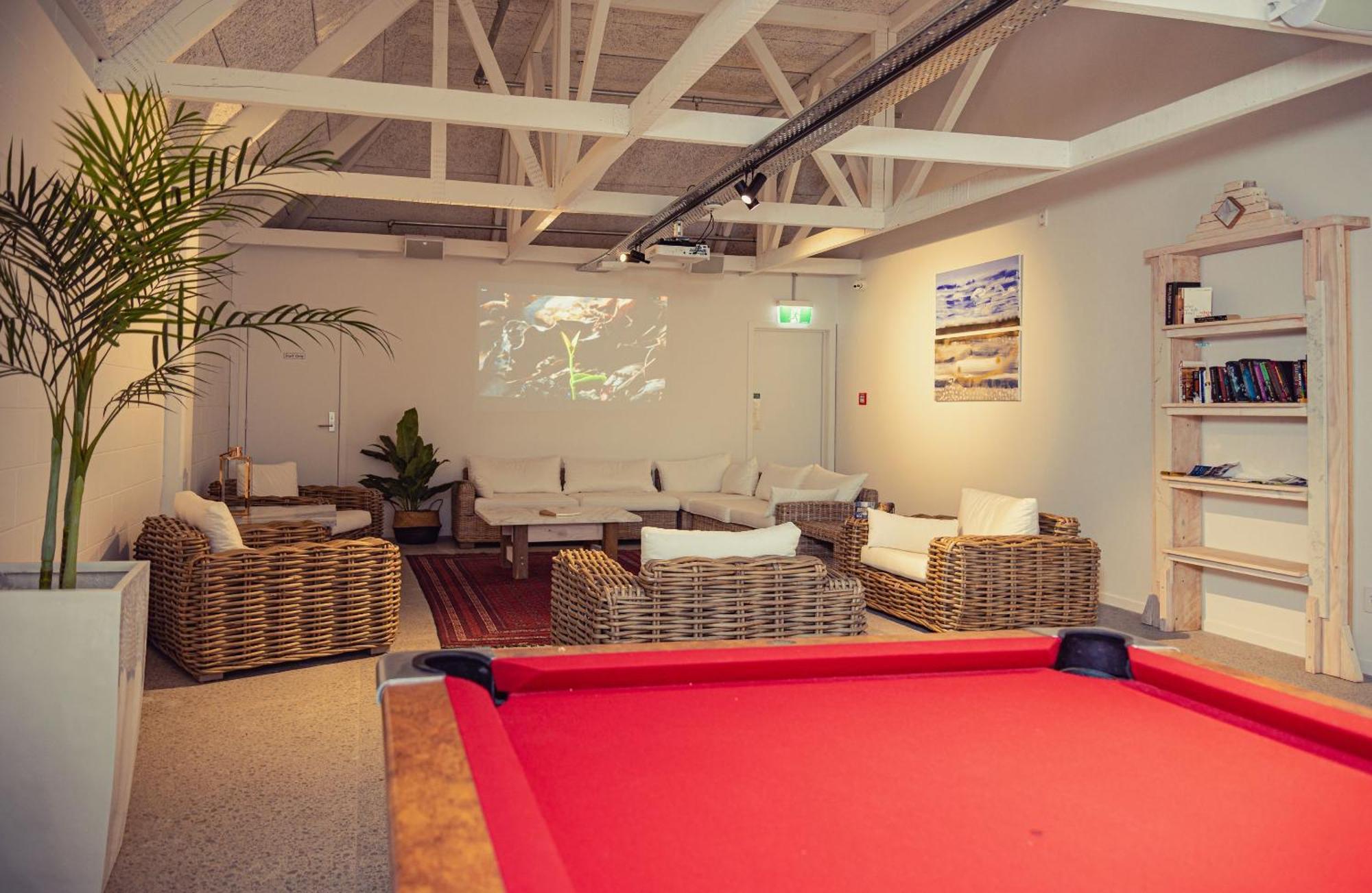 Tmacs Auckland Hostel Bagian luar foto