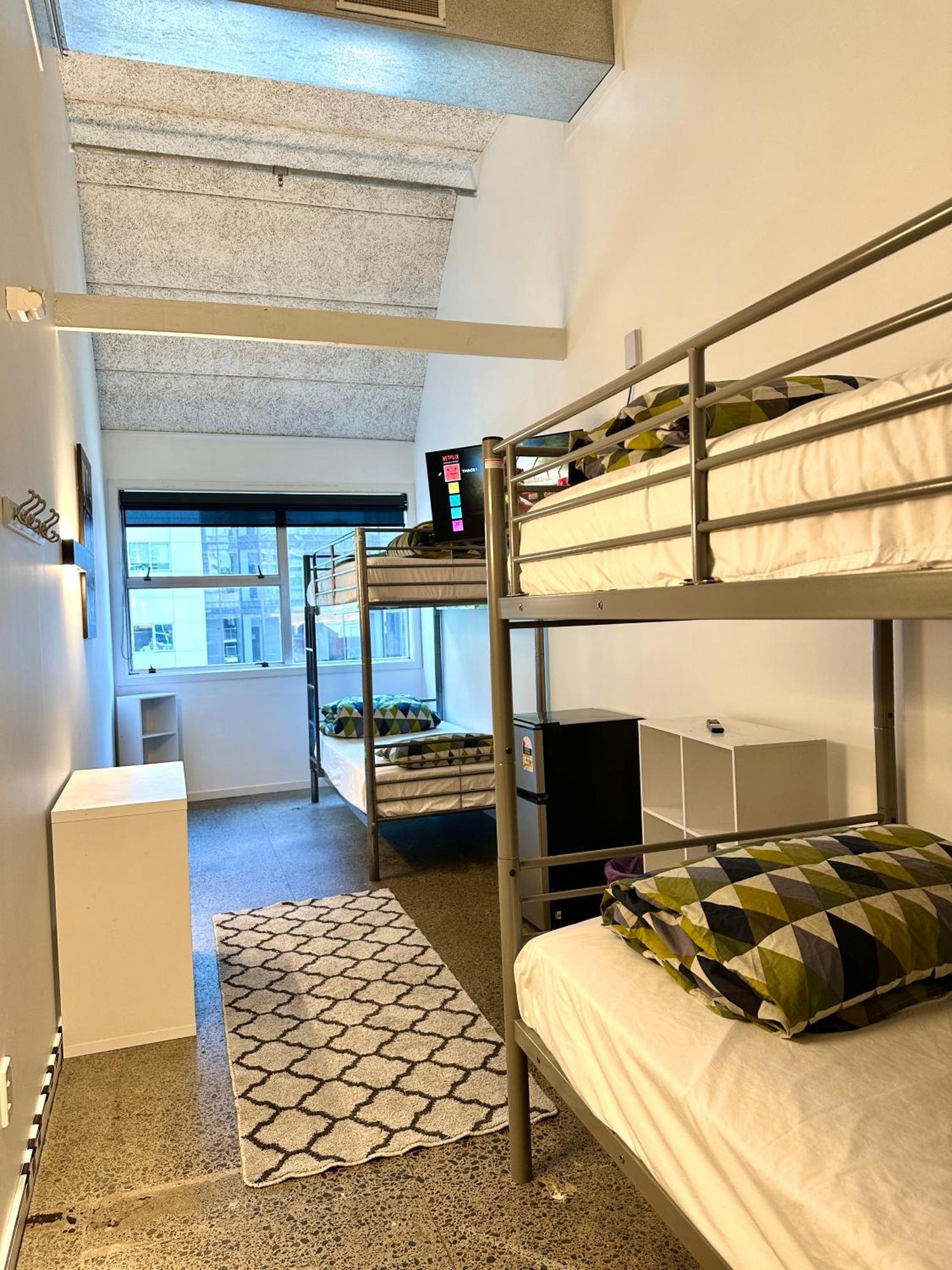 Tmacs Auckland Hostel Bagian luar foto